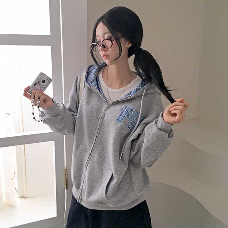 Korean Style Autumn New Machine Embroidery Letters Retro Plaid Zipper Sweater