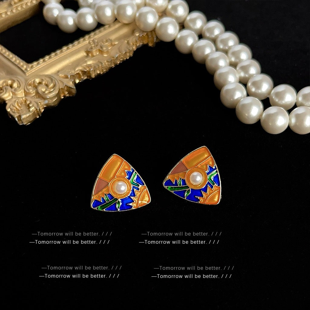 Retro Vintage Premium Earrings Women Elegant Niche Stud Earrings Fashion Fine Jewelry Gift