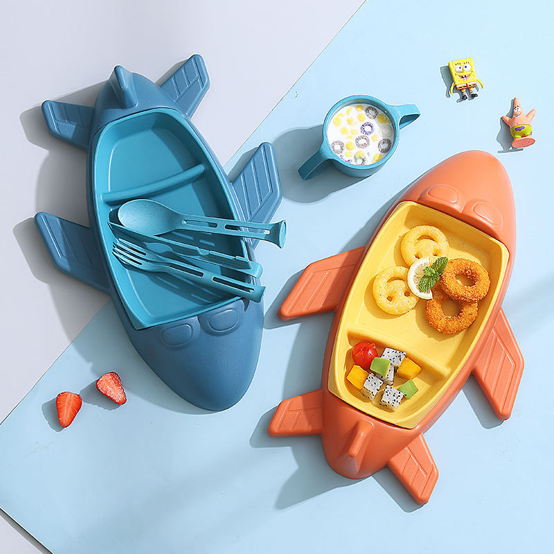 Airplane-Style Six-Piece Childrens Complementary Food Dinnerware Set