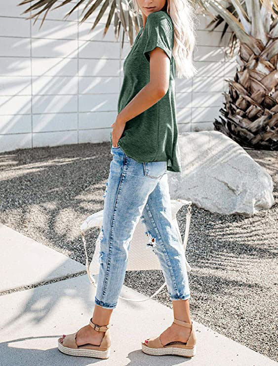 Women's Henley Neck Button Detail Curved Hem Pocket Decor Casual Short Sleeve T-Shirt