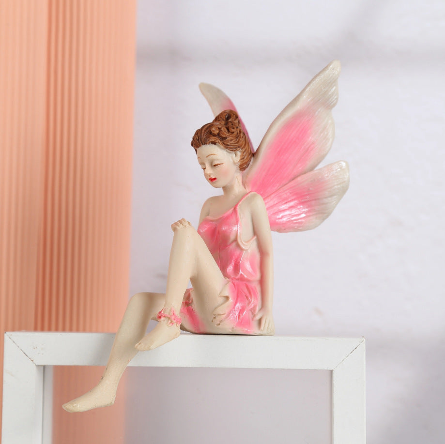 Cute And Creative Desktop Ornaments For Office Furniture