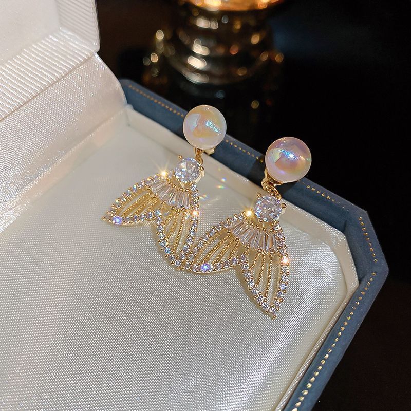 2026 New Hot Selling Light Luxury Elegant Mermaid Tail Pearl Drop Earrings, Niche Designer High-End Dangle Ear Jewelry For Women