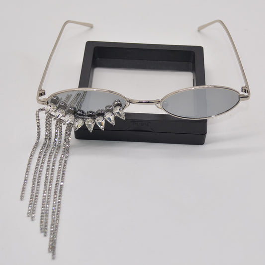 Korean-style Luxury Glamorous Rhinestone-tasseled Sunglasses With A Niche Designer-inspired Look