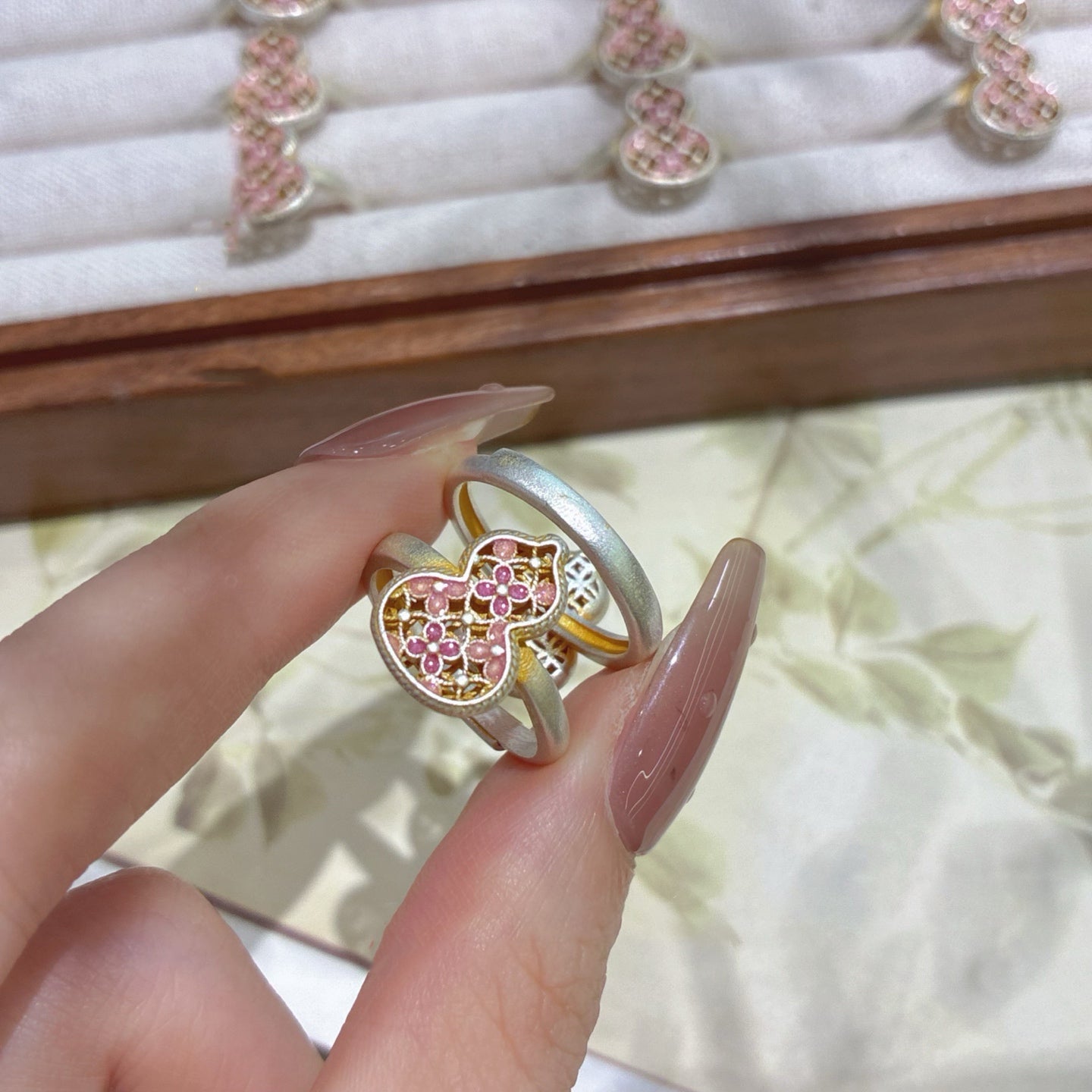1pcs 999.9 Sterling Silver Gold-Plated Enamel Gourd Ring, Luxury Retro Style, Ideal For Birthdays & Holiday Gifts