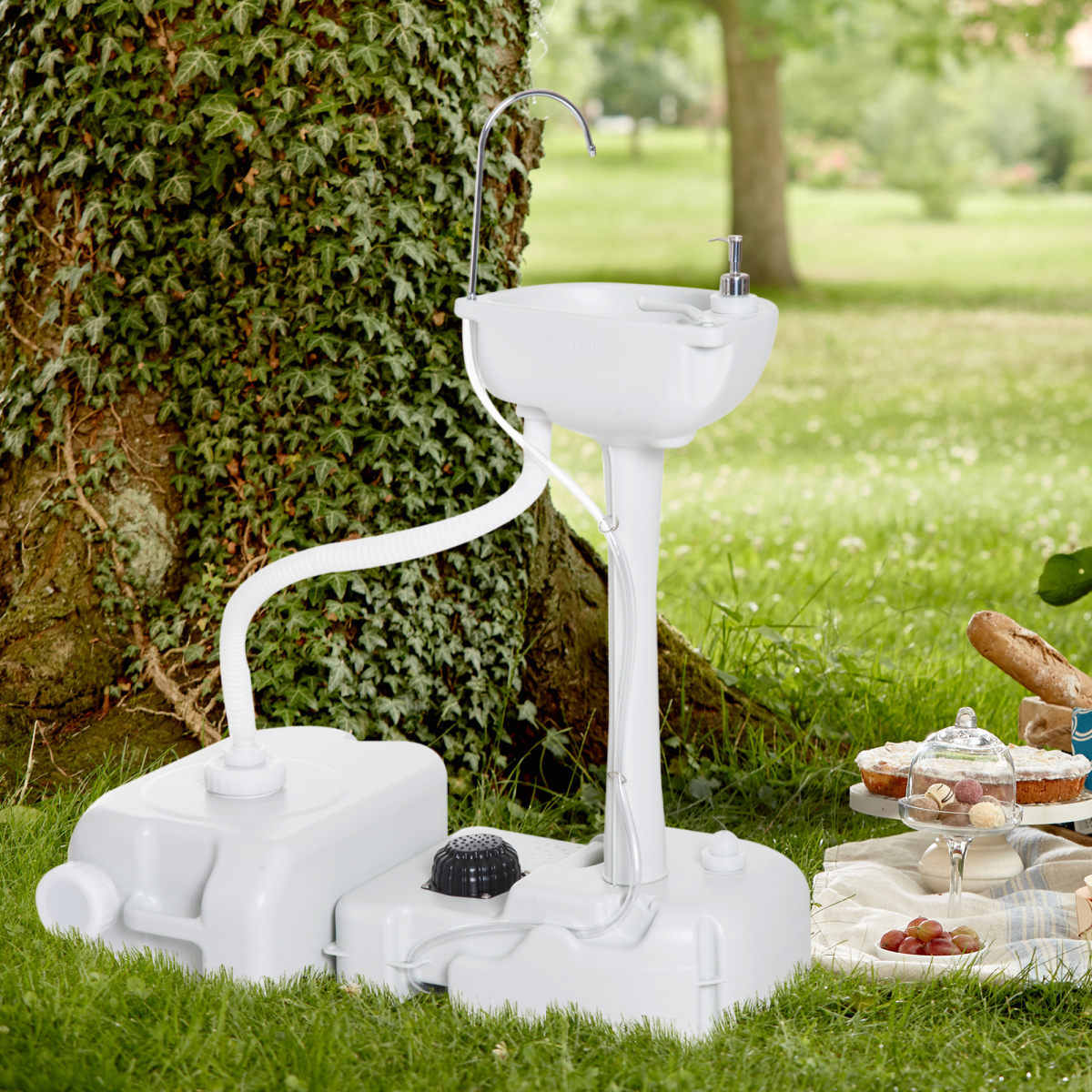 Portable Camping Sink, Handwashing Station Basin With 4.5 Gallon Tank, 6.3 Gallon Recovery Tank, Rolling Wheels & Soap Dispenser For RV, Outdoor Events, Gatherings, HDPE, White