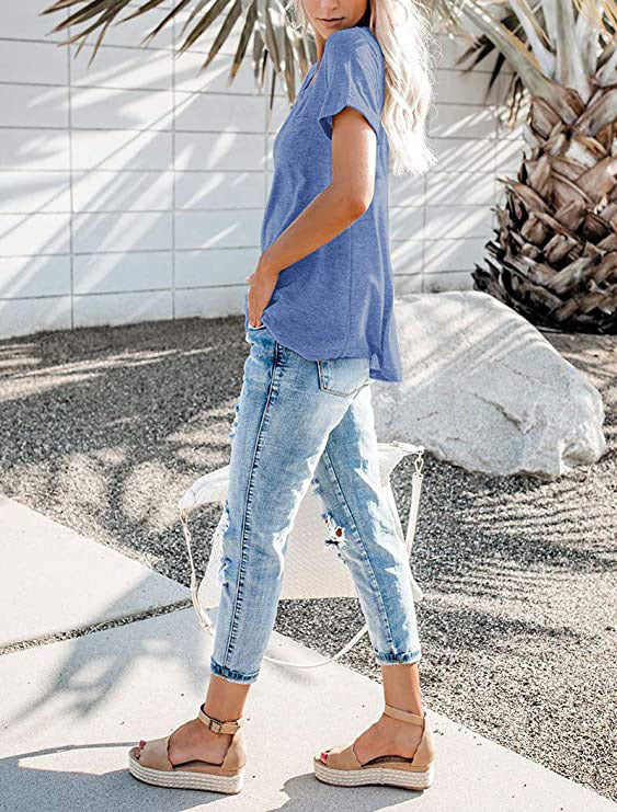 Women's Henley Neck Button Detail Curved Hem Pocket Decor Casual Short Sleeve T-Shirt