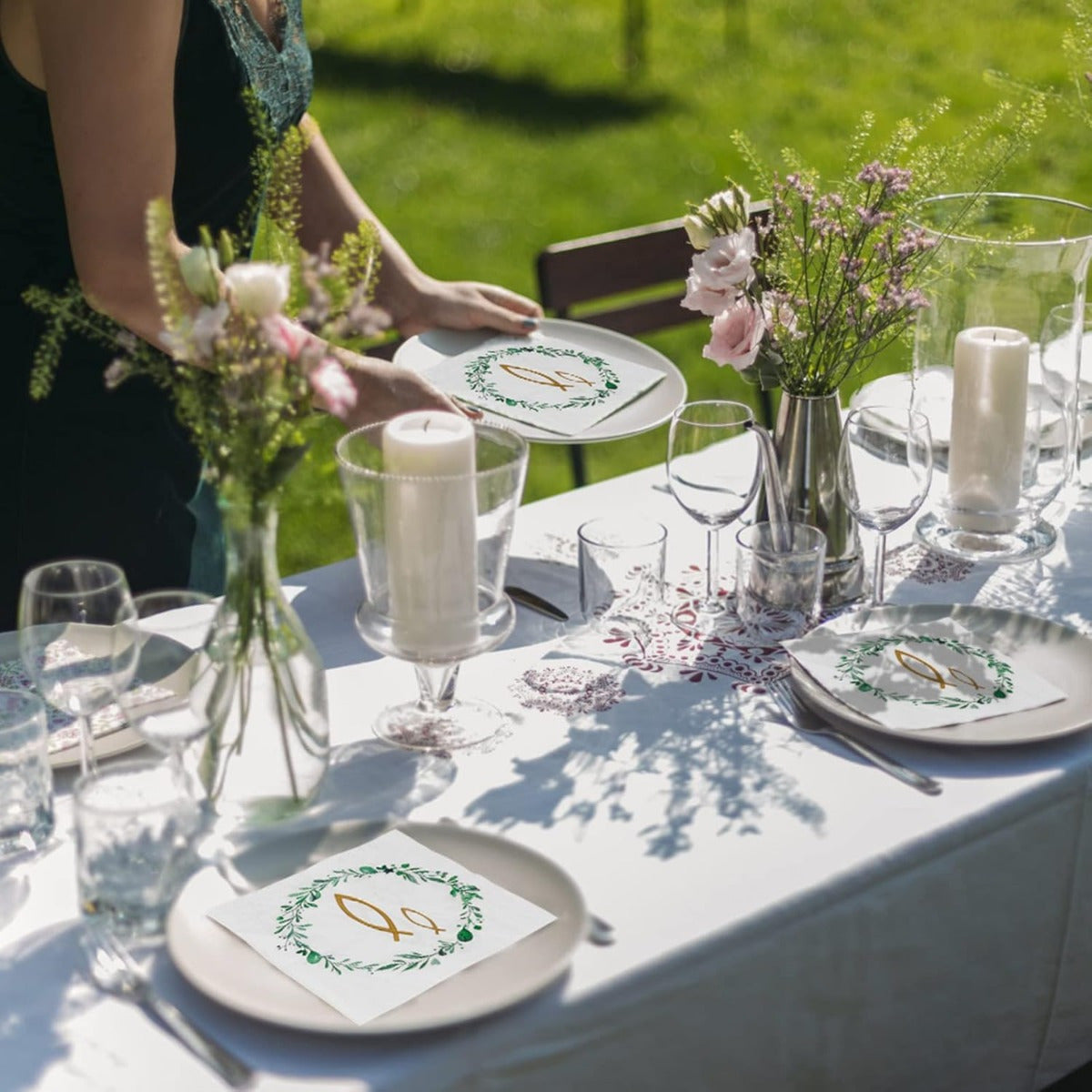 40 Napkins With Leaf And Fish Patterns In Green, Ideal For Garden Parties And Celebrations—party Supplies Set