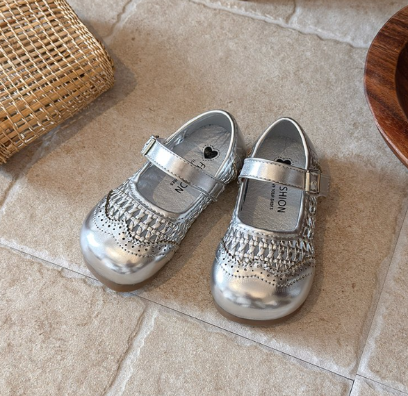2026 Spring Summer New Korean Style Girls Hollow Out Leather Sandals, Woven Style Princess Shoes, Kids Soft Sole Breathable Versatile Flats