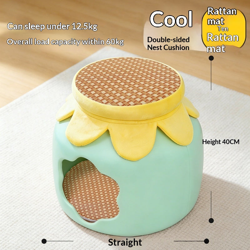 Closed All-in-one Cat Bed With A Cooling Mat For Summer