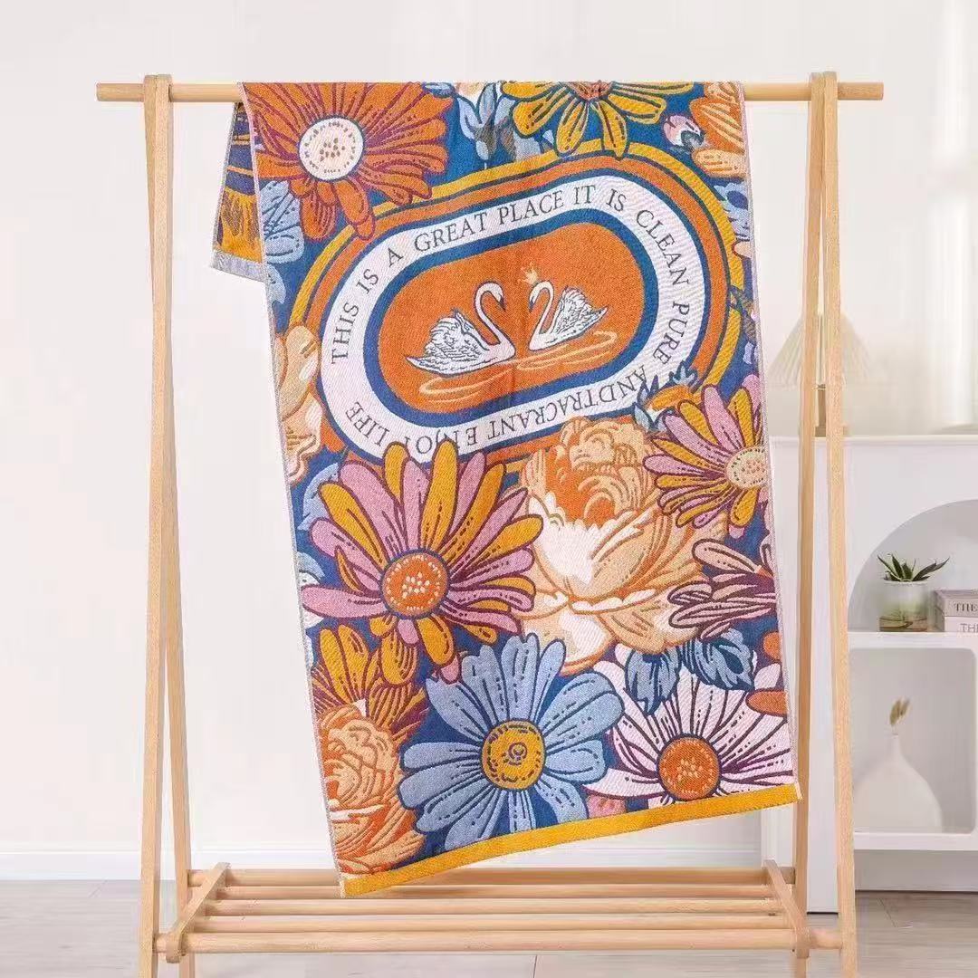 Soft Highly Absorbent Lint Free Bath Towel For Home Use