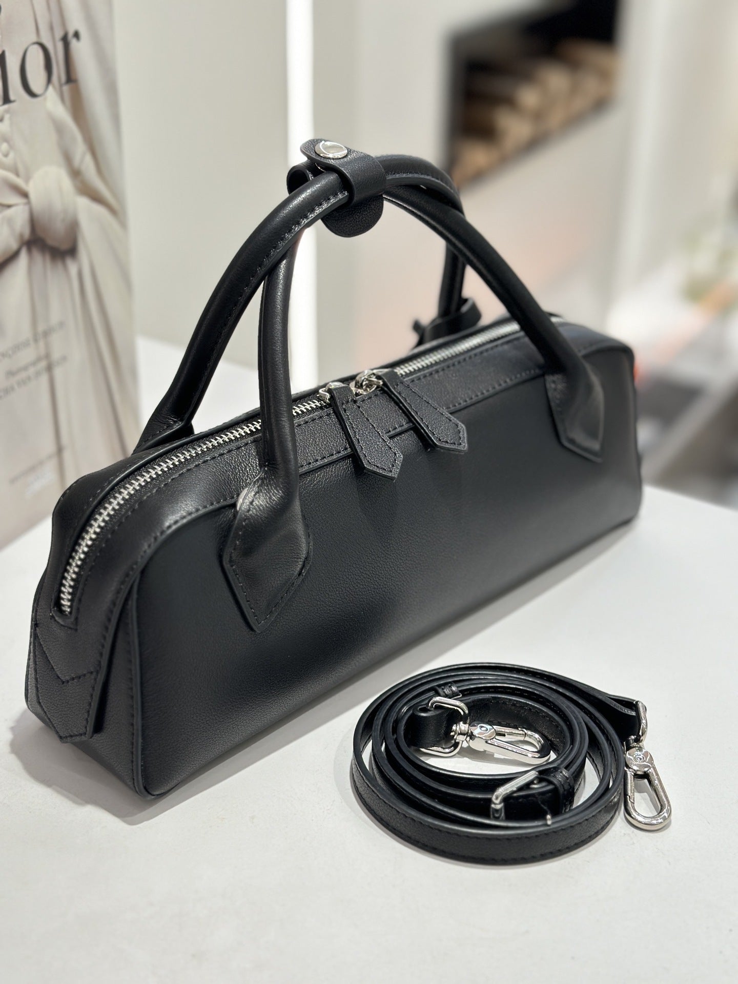 Cross-border New Top-grain Cowhide Baguette Bag, Single-shoulder Vintage Sausage Bag, Napa Leather Women's Handbag