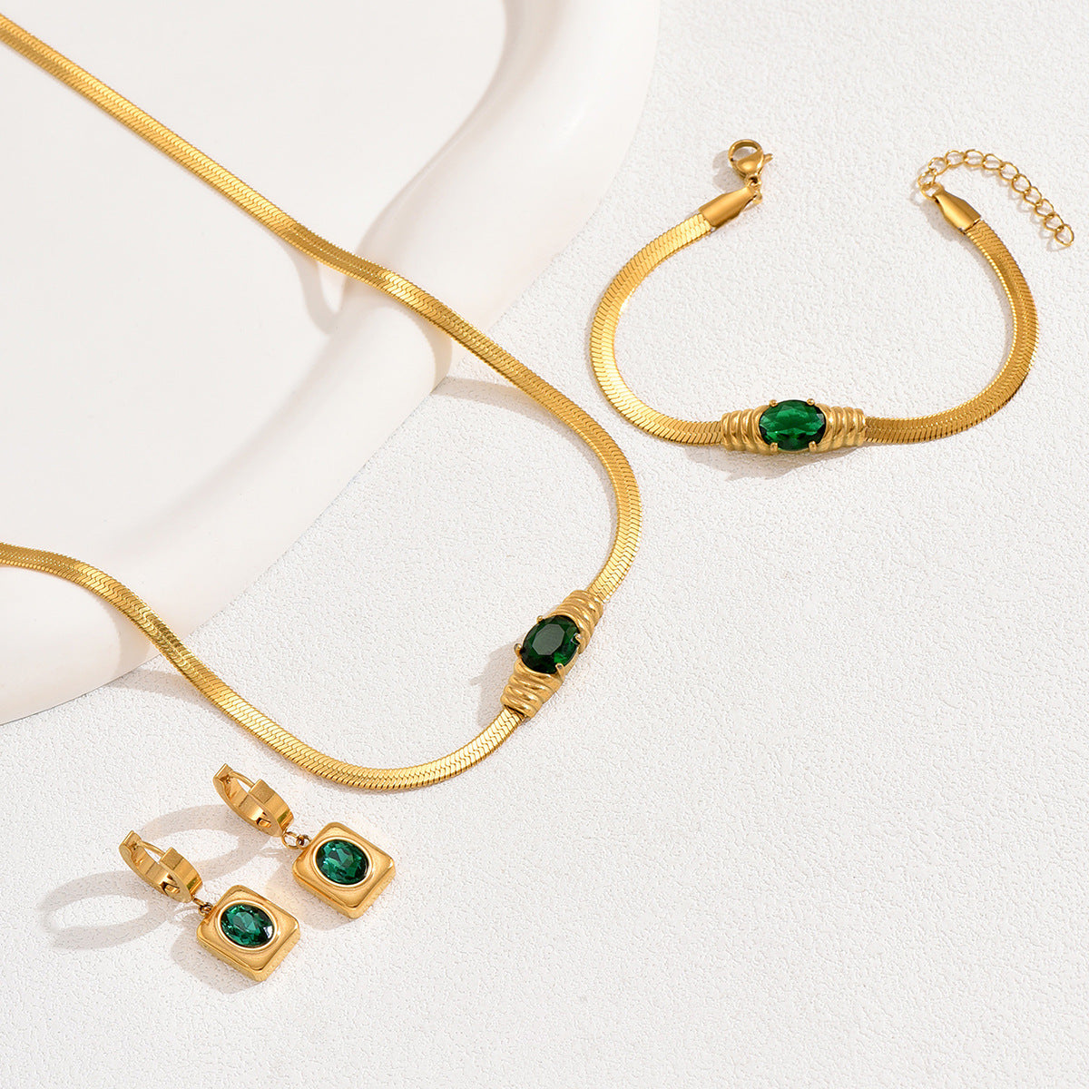 European American Cross-border Women Jewelry Set, Niche Light Luxury Necklace & Matching Earrings Inlaid Emerald Green Cubic Zirconia, Versatile Daily Fashion Accessories