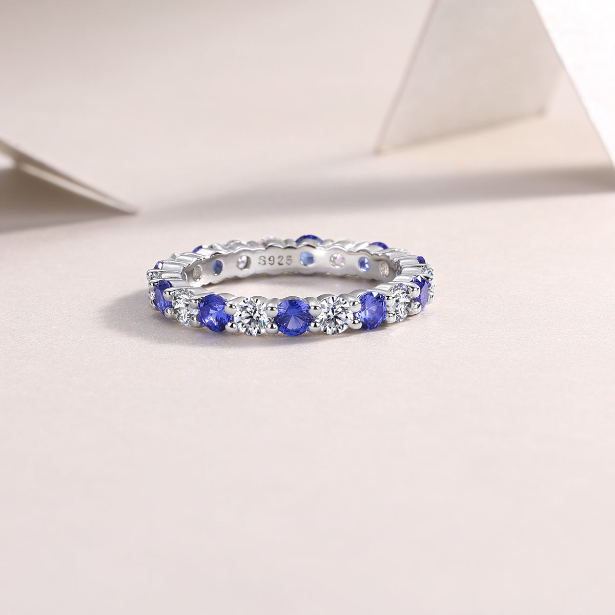 2.4g S925 Sterling Silver Platinum Plated Eternity Ring  Synthetic Blue Sapphire & White Stone Alternating Band, Dainty Hollow Promise Ring For Women, Jewelry Gift Box Set