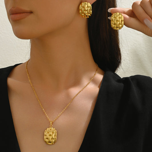 Cross-border European American Women Jewelry Set, Irregular Geometric Wrinkle Texture Design Necklace & Matching Earrings, High-end Versatile Daily Accessories
