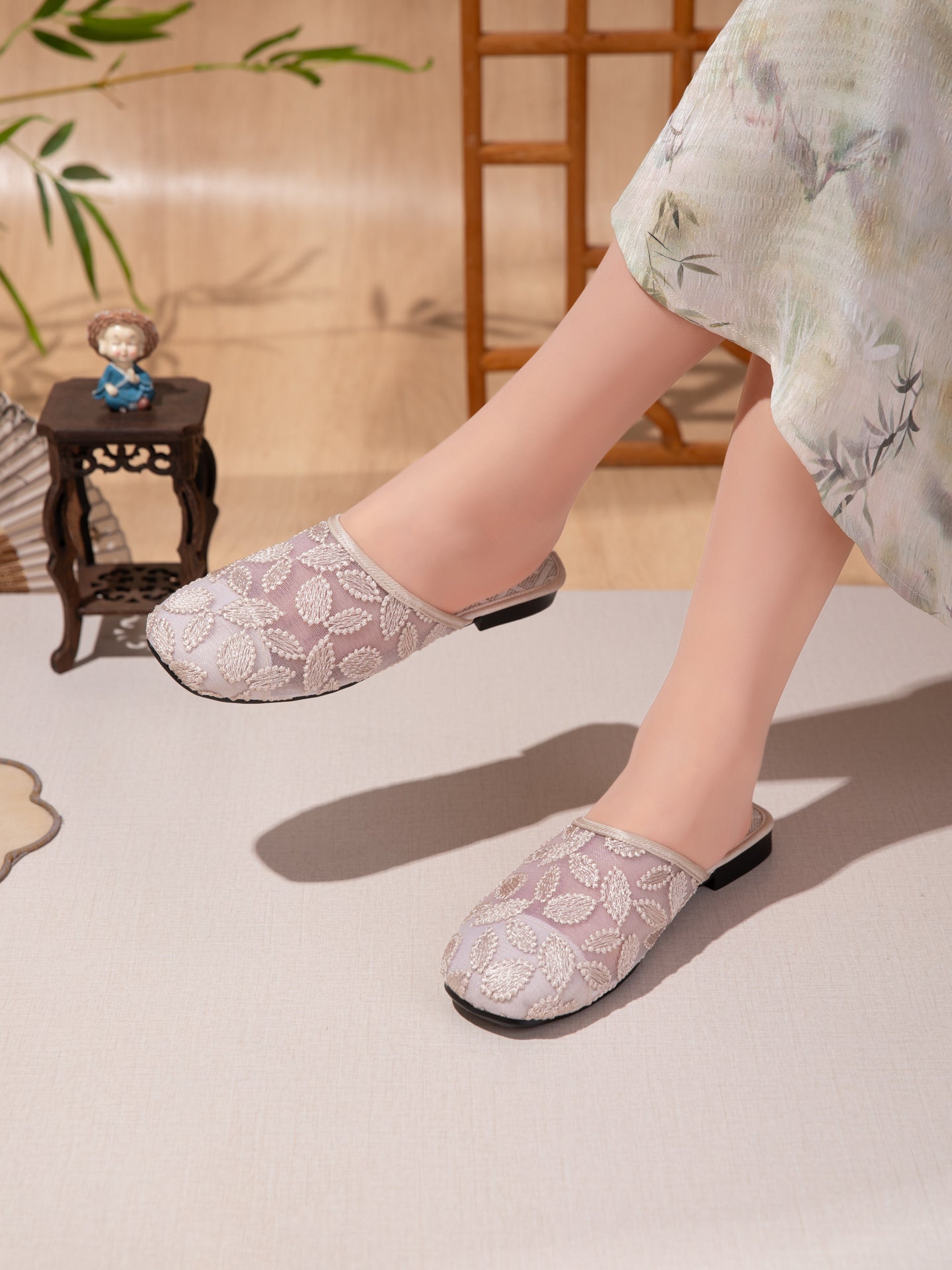 2026 New Women S Closed-Toe Mesh Mule Shoes - Summer Linen Woven Breathable Cloth Flats, Slip-On Lazy Shoes For Outdoor Wear