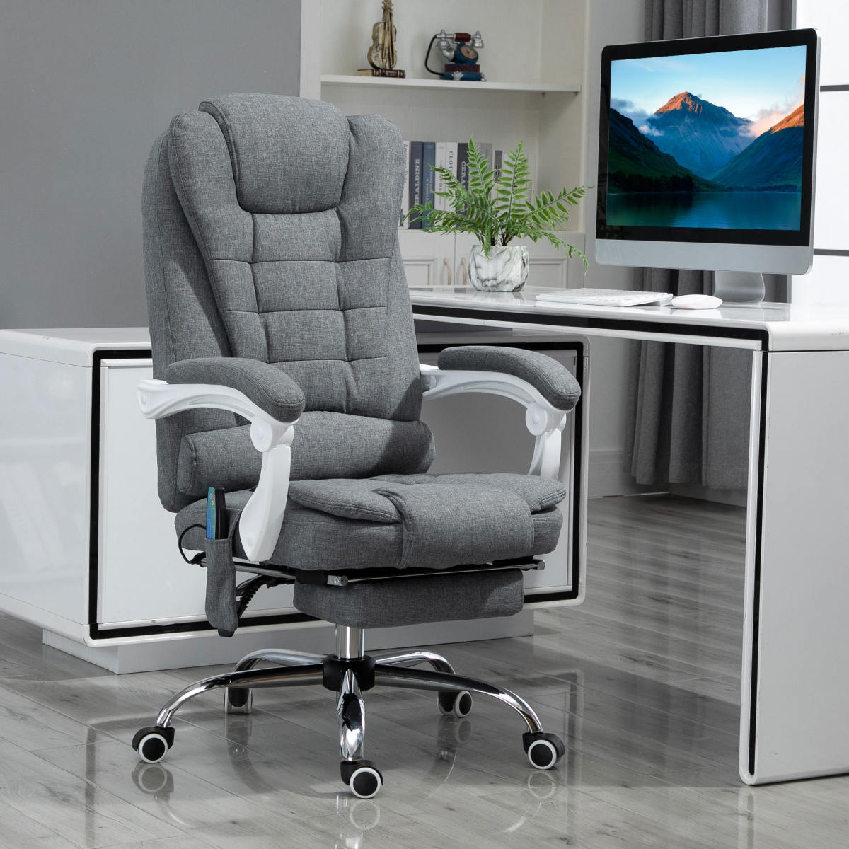 Vinsetto Heated 6 Points Vibration Massage Executive Office Chair Adjustable Swivel Ergonomic High Back Desk Chair Recliner With Footrest Grey