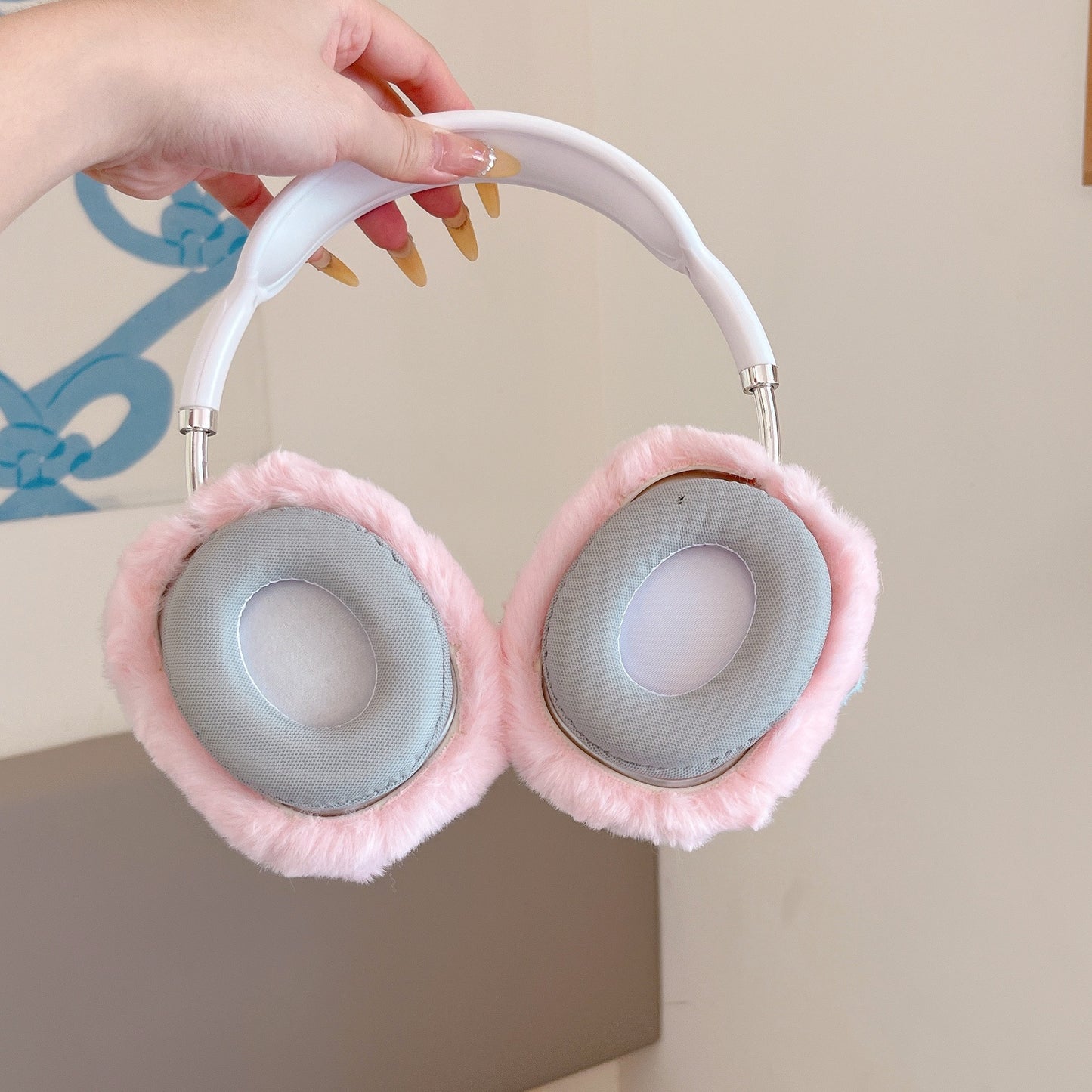 Korean-style Plush 3D Headphone Case
