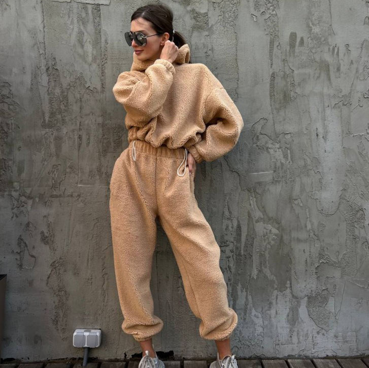 Polar Fleece Round Neck Pullover Long Sleeve Two-piece Set Smart Trousers Suit
