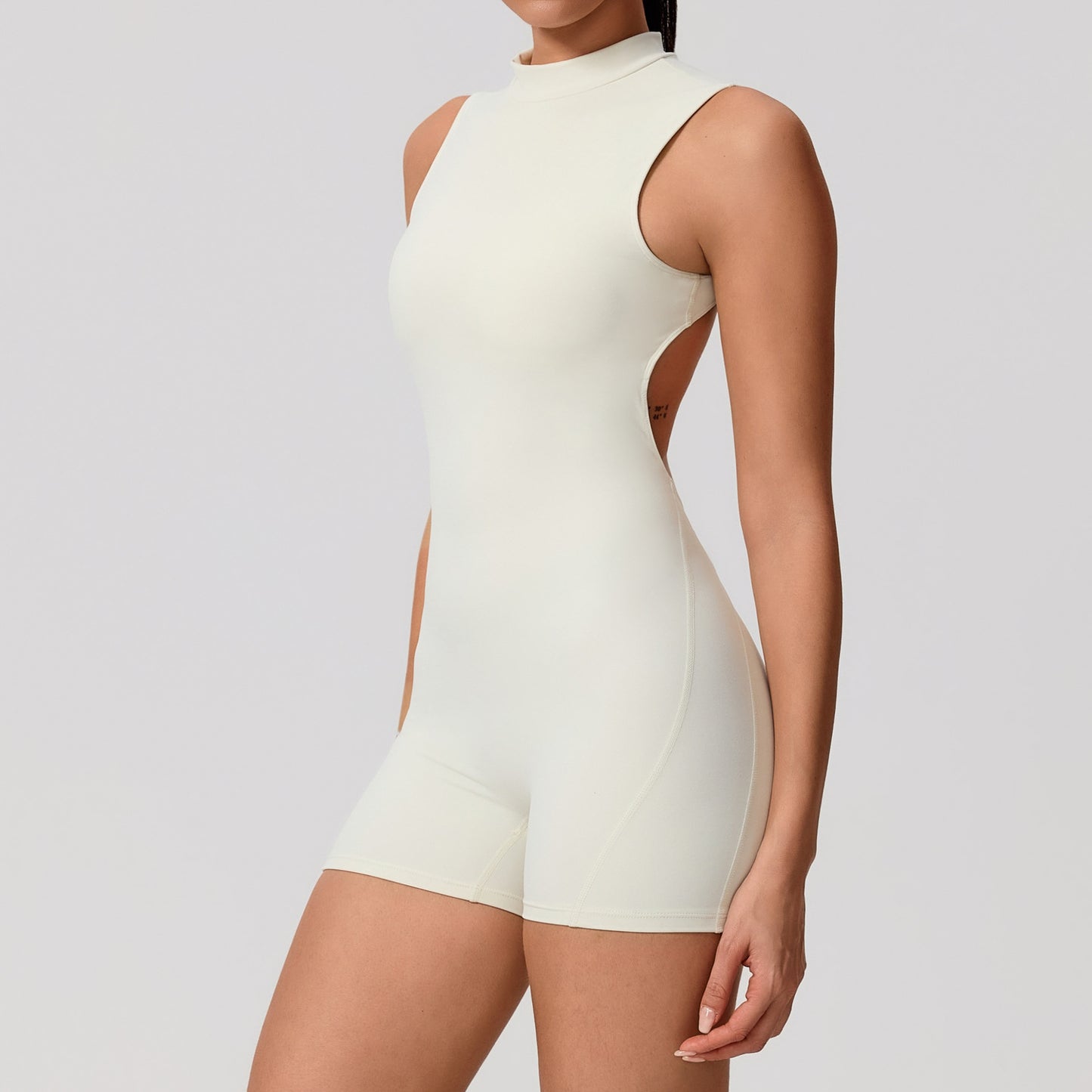 European And American-style Sleeveless Back-vented Yoga Bodysuit For Sports And Fitness