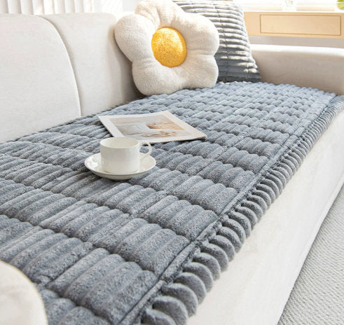 Plush Quilted Non Slip Pet Sofa Protector Cover