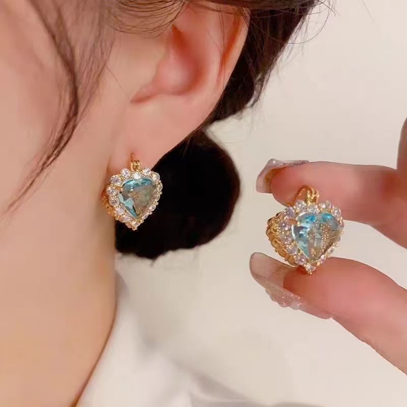 2026 New Super Sparkly Blue Heart Zircon Earrings, Ocean Heart Double Sided Design, Light Luxury High-End Women's Fashion Ear Jewelry