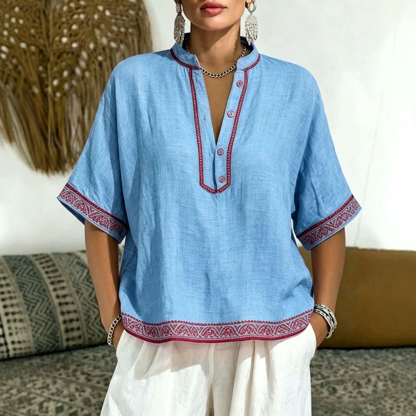 New Stylish Loose-fit V-neck T-shirt With Lace Trim And Buttons