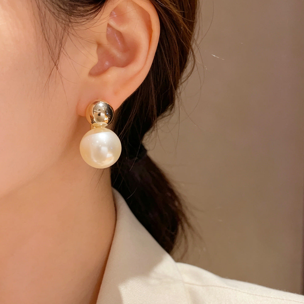Niche Fashion Uniquely Designed Stud Earrings For Women
