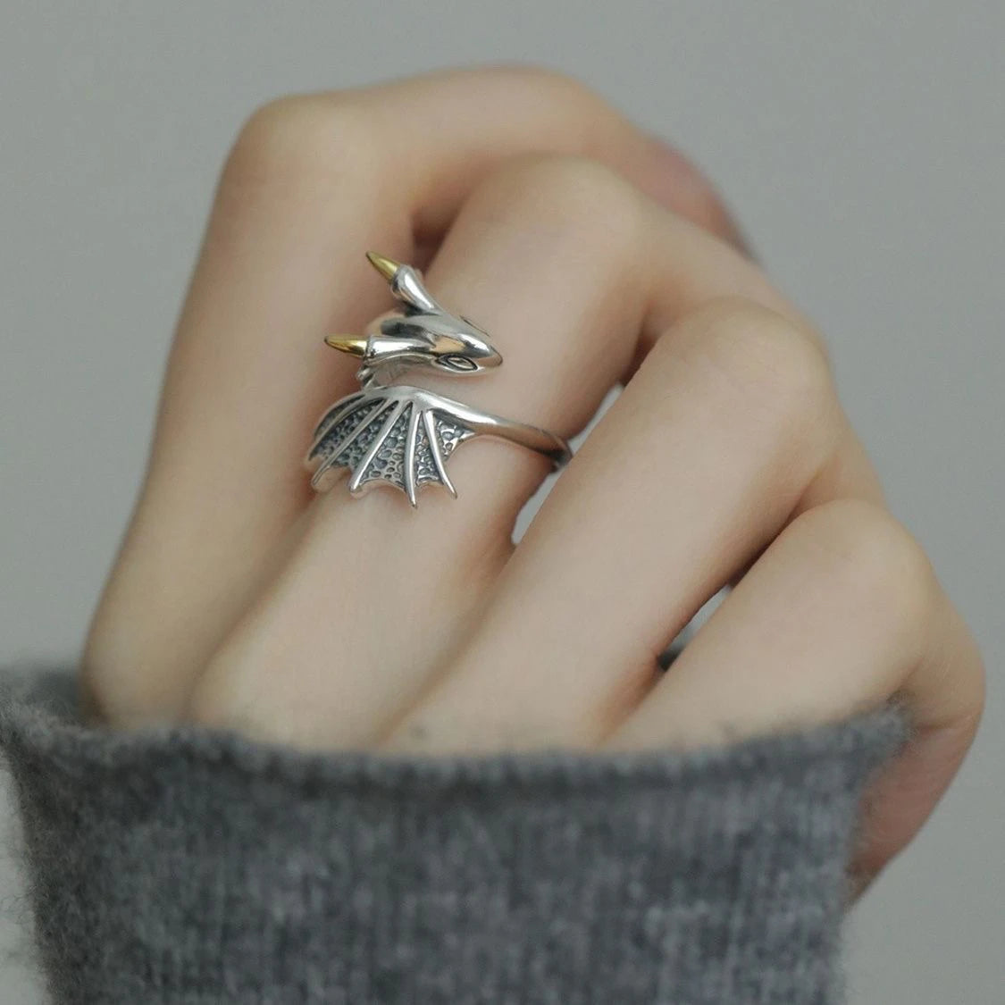 1pcs Two-Tone Vintage Dragon Wing Adjustable Open Ring, Dark Punk Gothic Style, For Daily Street Cosplay Wear & Men Women Unique Holiday Gifts