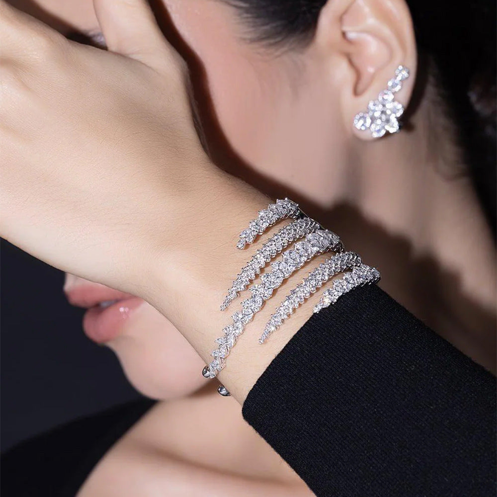 New Zircon Bracelet, Personalized Trendyy Style Geometric Bracelet, Hand Jewelry, Versatile Accessories Bracelets