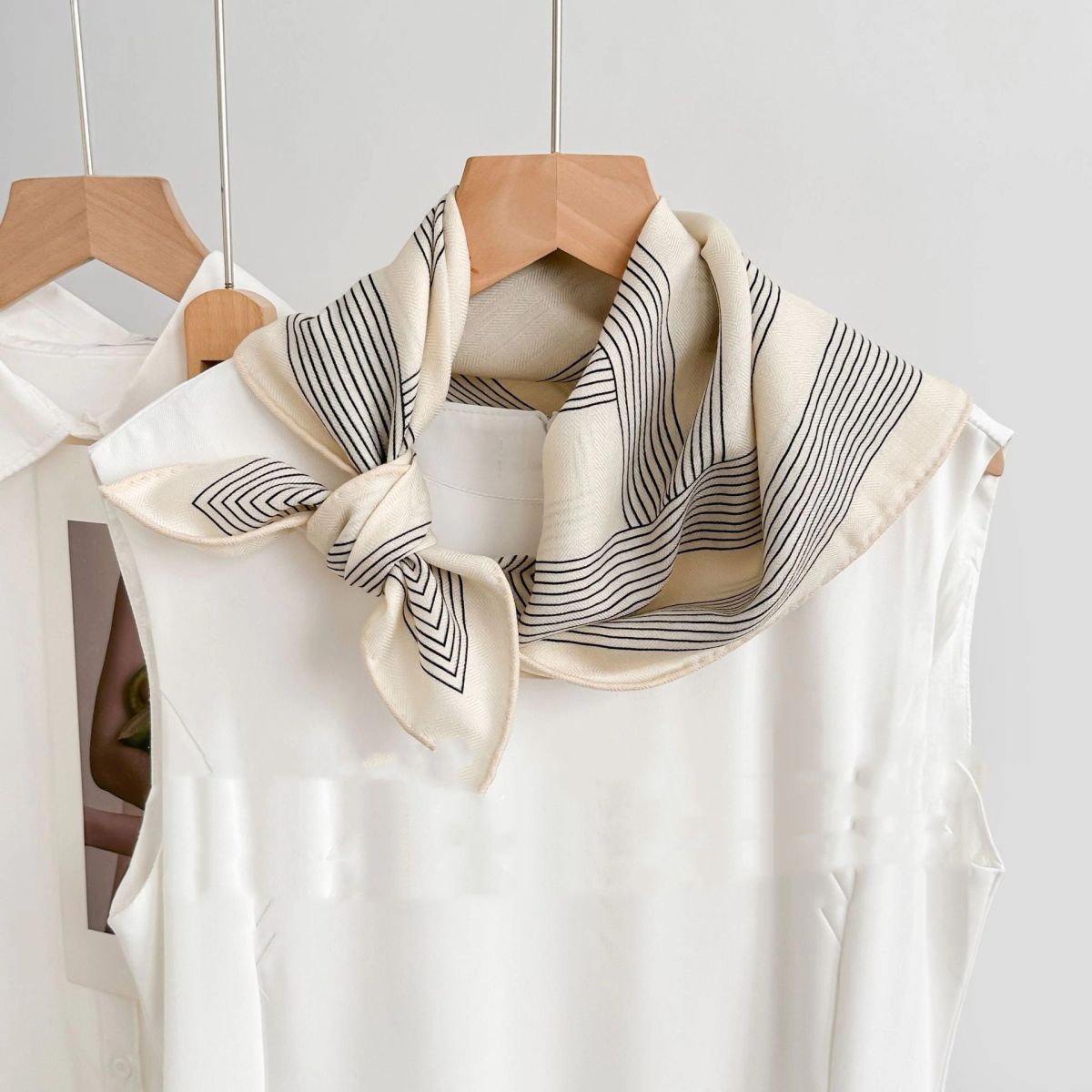 Silk-wool Square Scarf Womens Korean-style Fashion