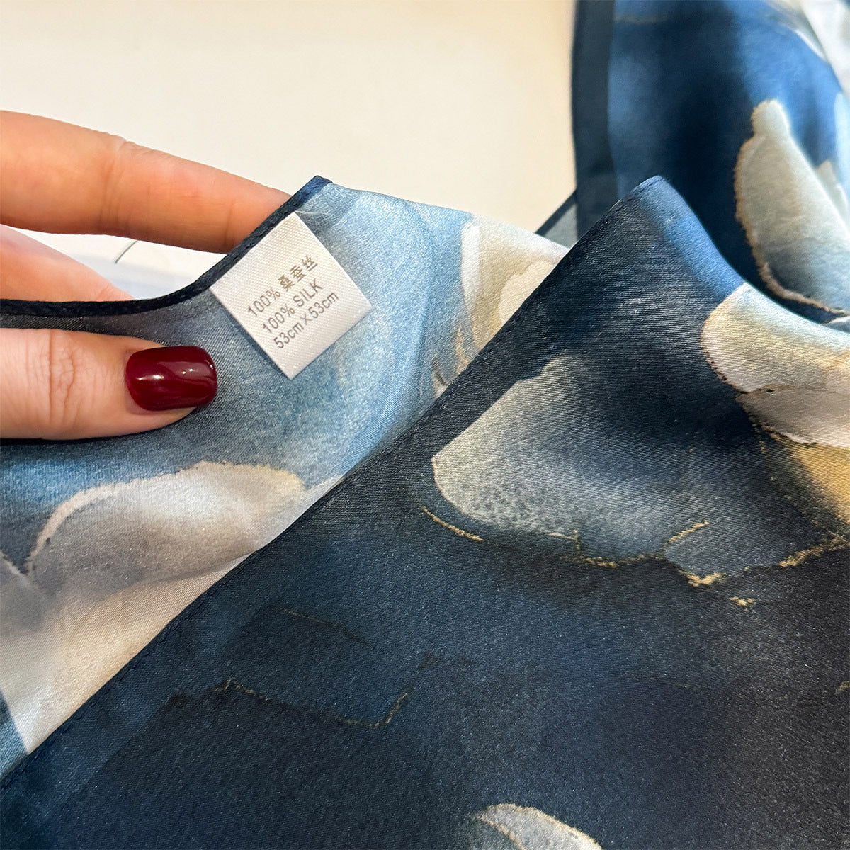 Women's New Mulberry Silk Spring And Autumn Versatile Blue Korean-style Scarf