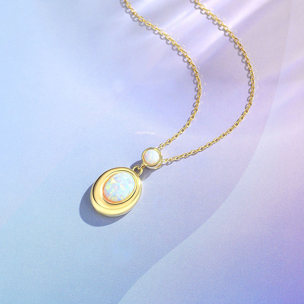 Best-selling Oval-shaped Blue-and-white Opal Necklace