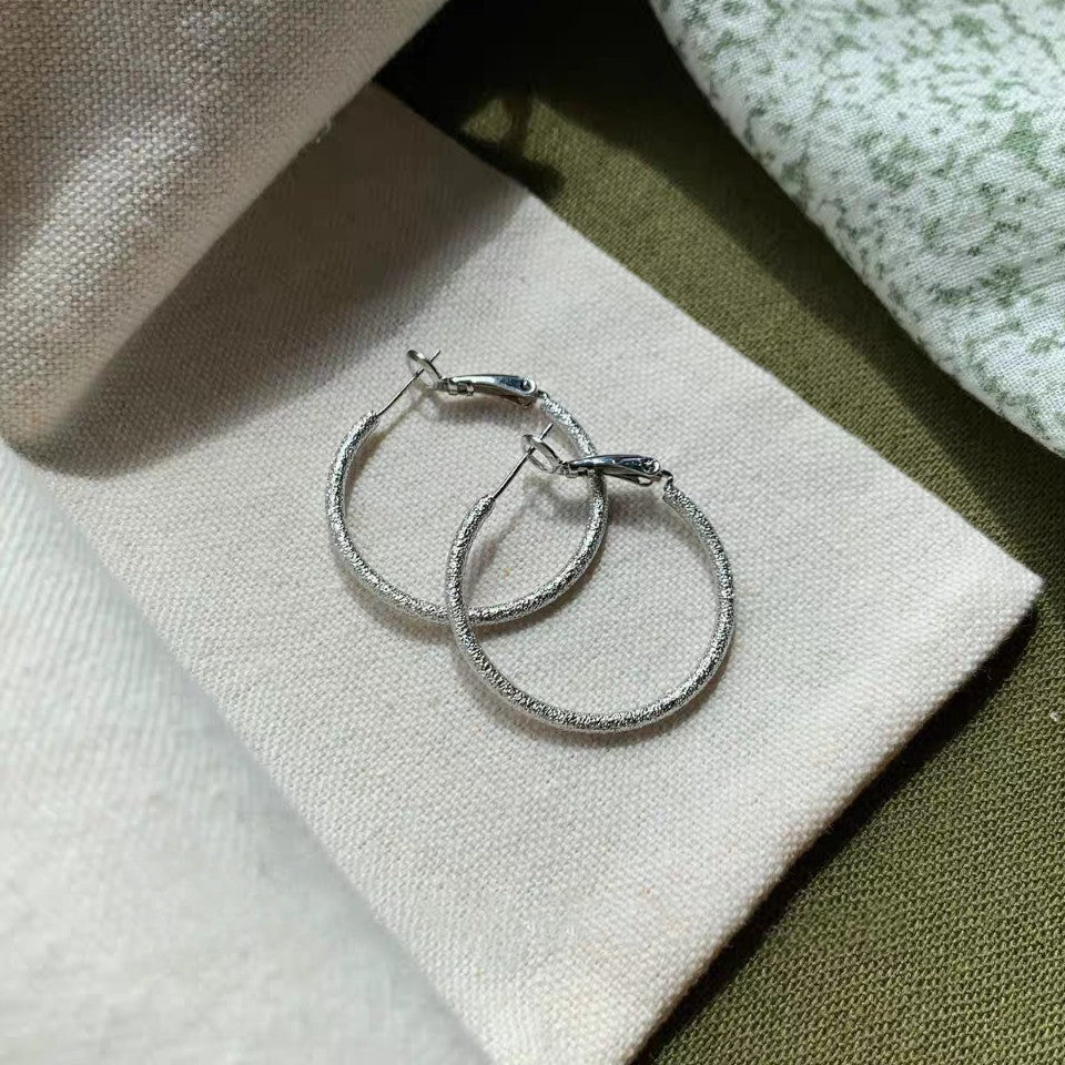 1 Pair 999 Sterling Silver Shimmer Hoop Earrings, Minimalist Style, Perfect For Daily Wear And Valentine's Gift