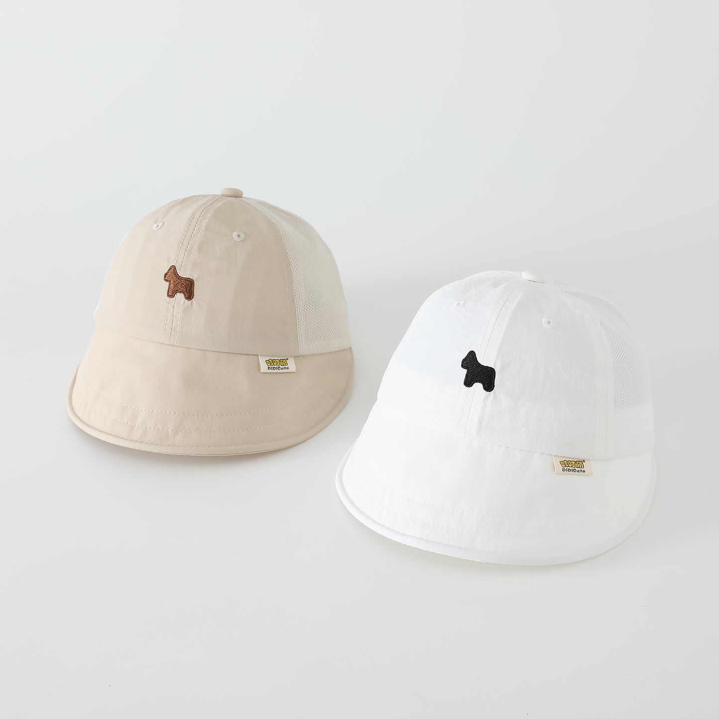 Boys And Girls' Breathable Mesh Baseball Cap With Cute Dog Embroidery In A Korean-style Fresh Style, Suitable For Sun Protection And Versatile For Children's Wear.