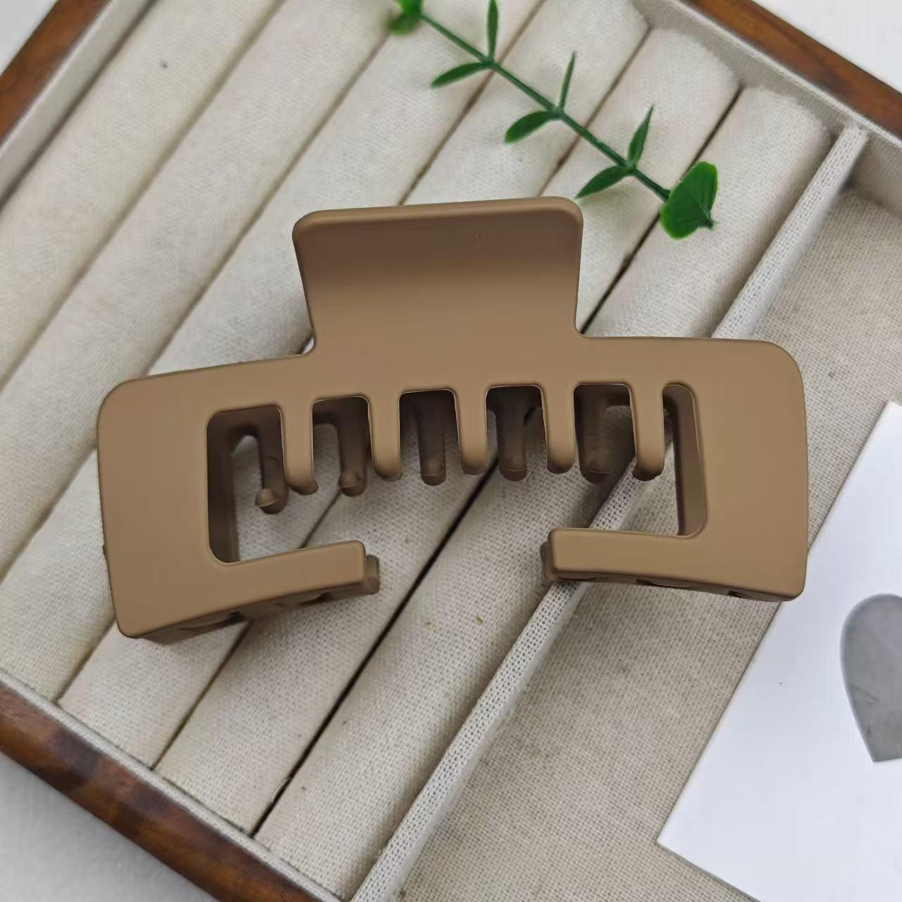 Versatile, High-end Hair Clipsophisticated Back-of-head Hat-style Hairpin