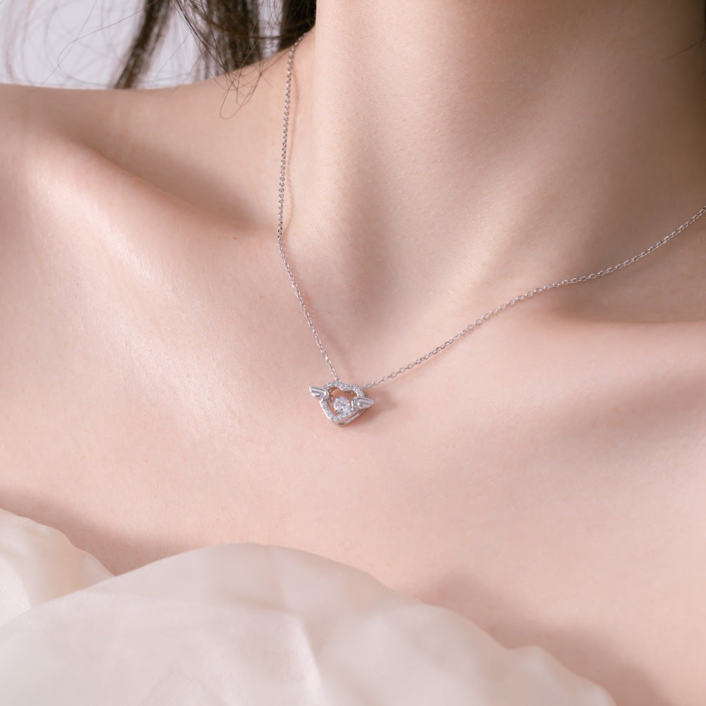 Japanese And Korean Light Luxury Smart Heart-shaped Wings Shape Clavicle Chain