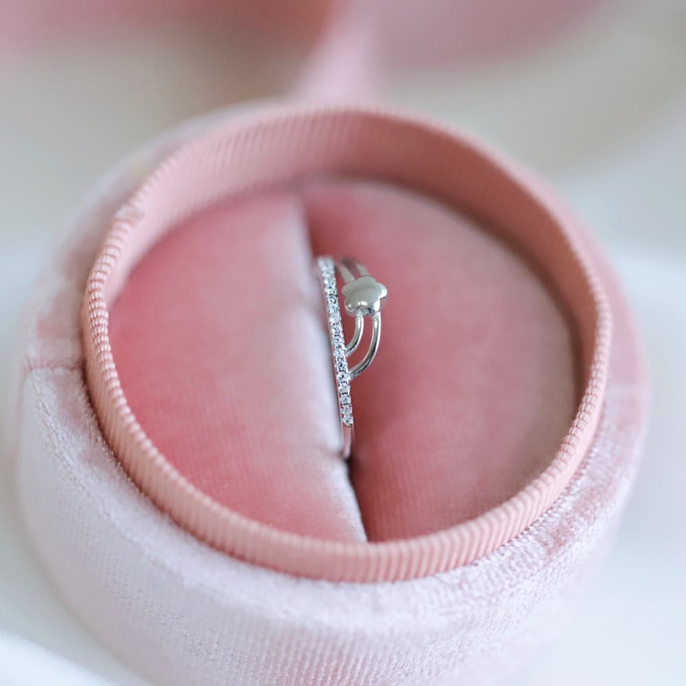 Women's XINGX Korean-style S925 Silver Single-row Diamond Ring