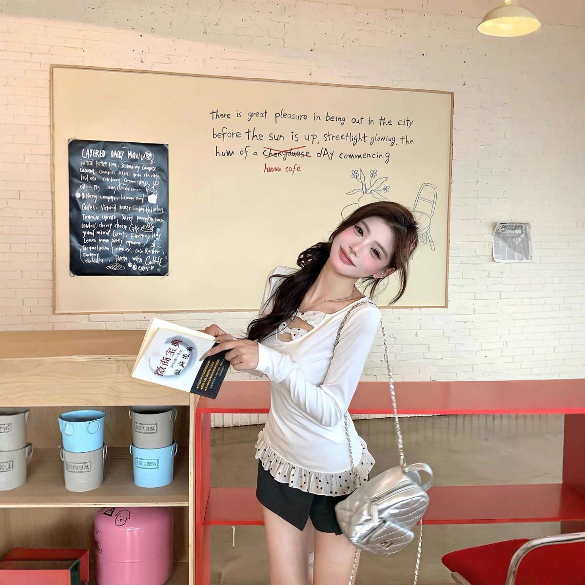 Korean-style Sweet-look Spliced Lace Long-sleeve Bottoming Shirt