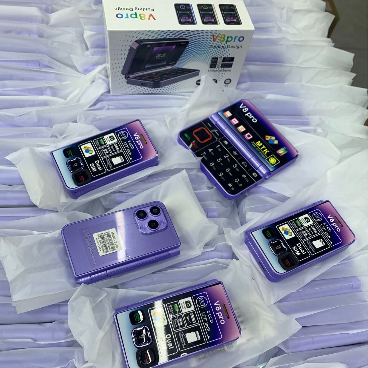 V8pro Dual Screen Folding Flip Function Mobile Phone