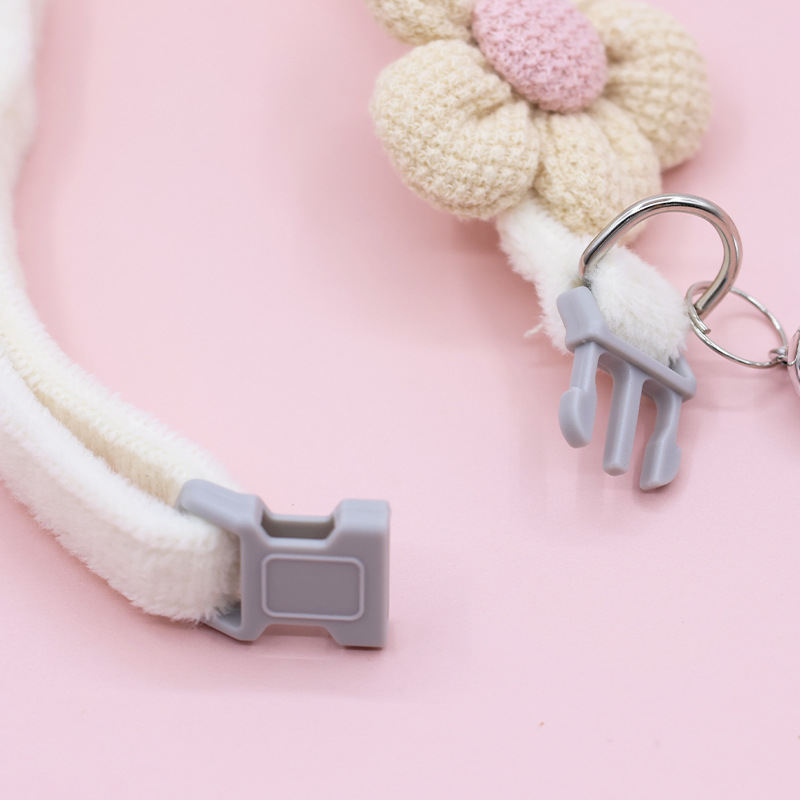 Cute Cartoon Flower Pet Collar And Leash