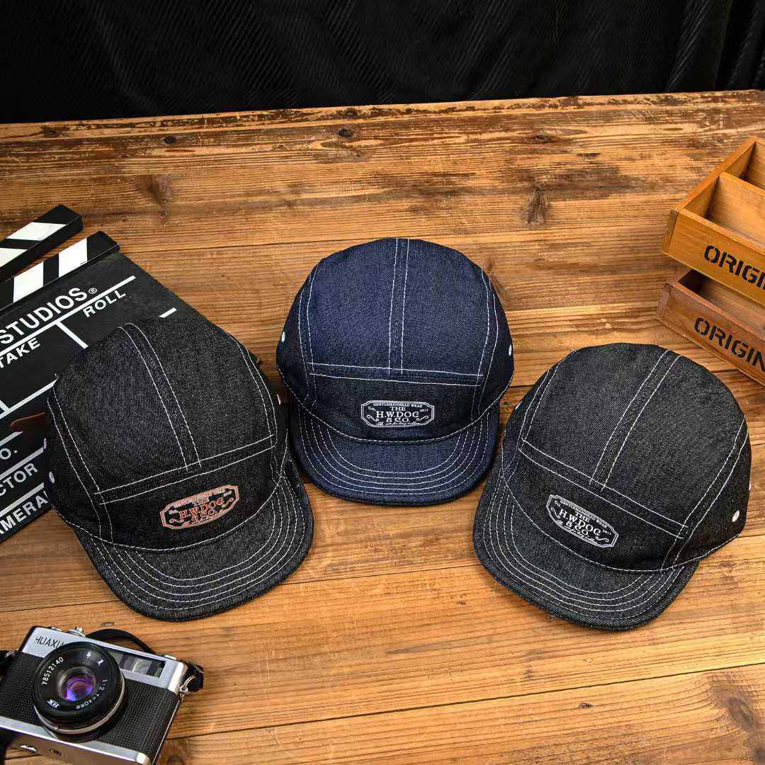 The New Men's And Women's Satin-stitched Leather Logo Flat-brim Casual And Versatile Baseball Cap Is Suitable For Outdoor Outings.