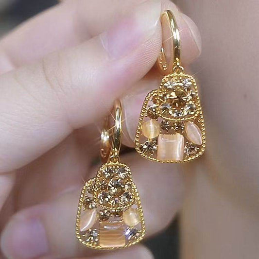 Parisian Vintage Crystal Geometric Stud Earrings Female Rhinestone Retro Premium