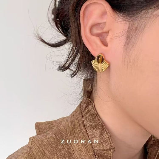 French Vintage Fashion Niche Fan-shaped Tiger's Eye Stone Stud Earrings, Elegant High-End Maillard Style Ear Jewelry For Women