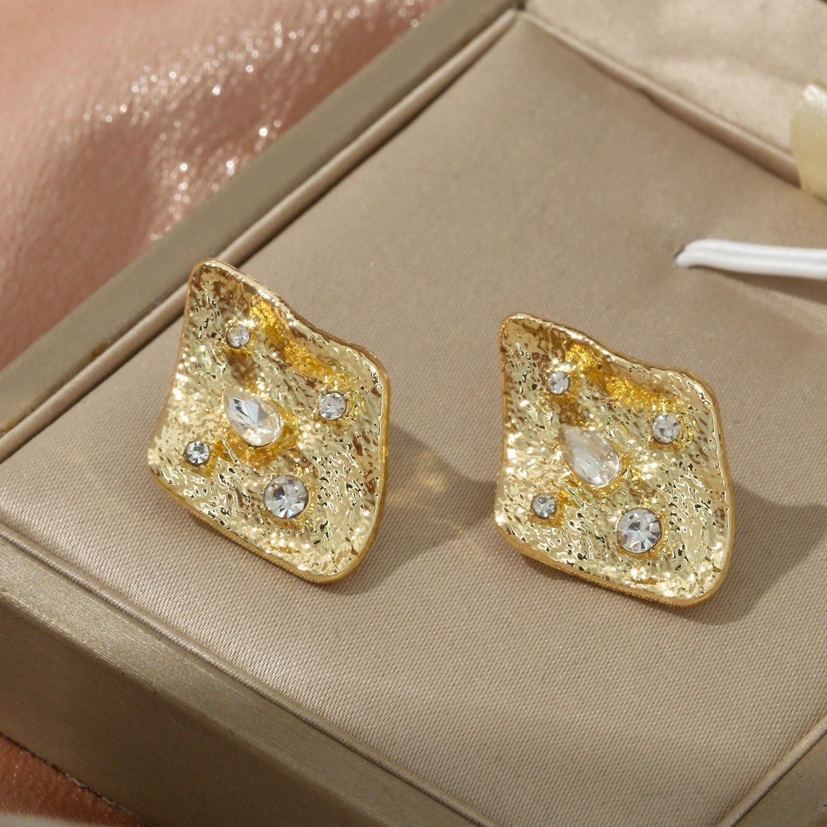 Trendy Geometric Diamond Square Stud Earrings, Satin Plated Metal Full Shiny Crystal Minimalist Office Daily Ear Jewelry