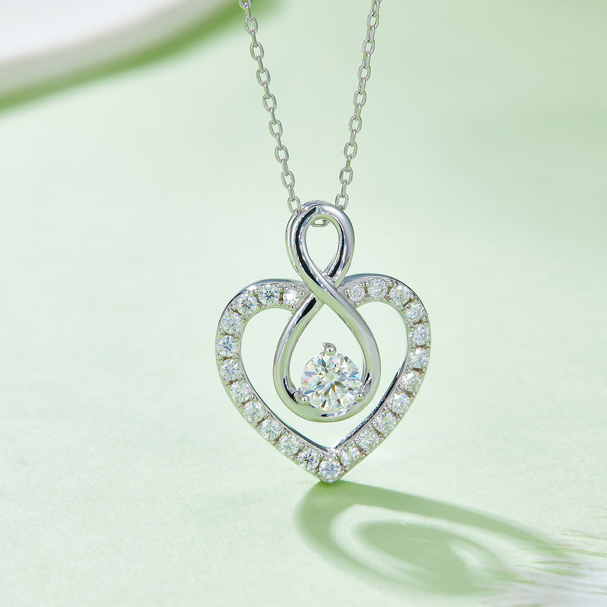 4.6g S925 Sterling Silver 1CT Moissanite Infinity Heart Necklace 45cm  23 Stone Pave Pendant With GRA, Platinum Plated Romantic Gift Box Set For Women
