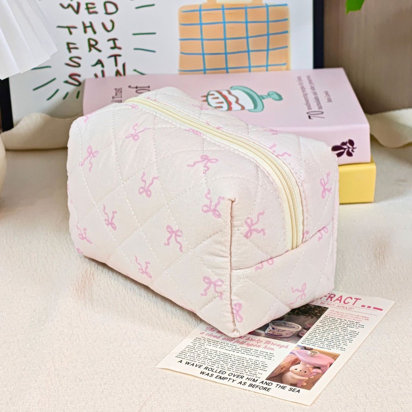 Printed Quilted Makeup Large Capacity Portable Toiletry Bag For Travel