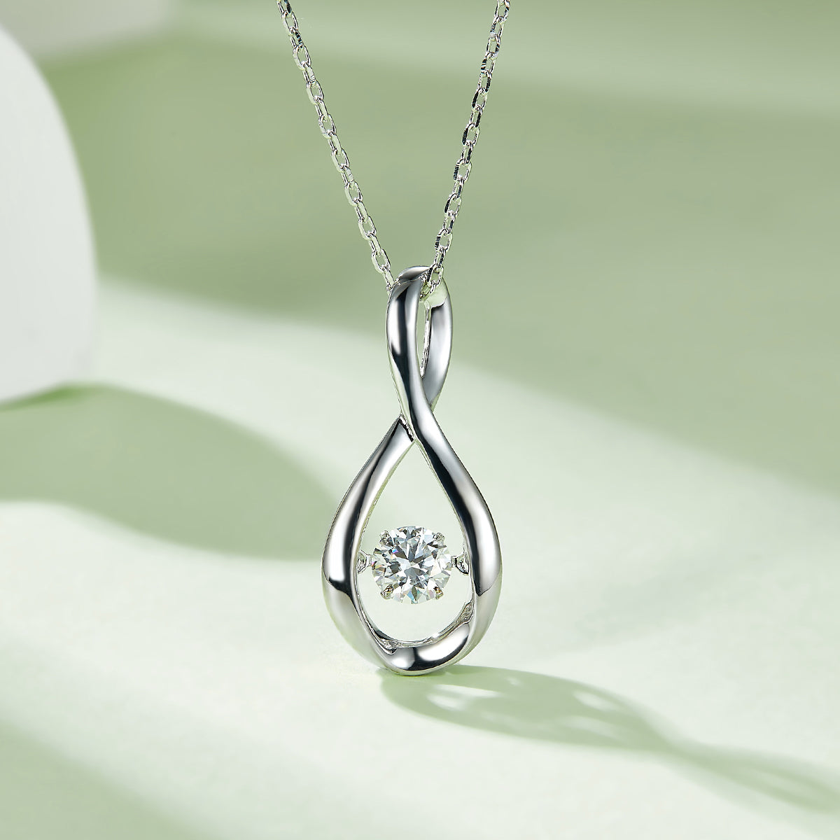 S925 Sterling Silver 0.5ct D Color VVS1 Moissanite Infinity Pendant Necklace 45cm Platinum Plated GRA Certified Gift Box