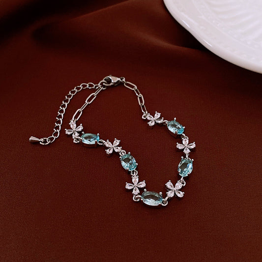Western Style Zirconia Love Heart Bracelet Chic Exquisite Bangle Dainty Niche Fashion Hand Jewelry