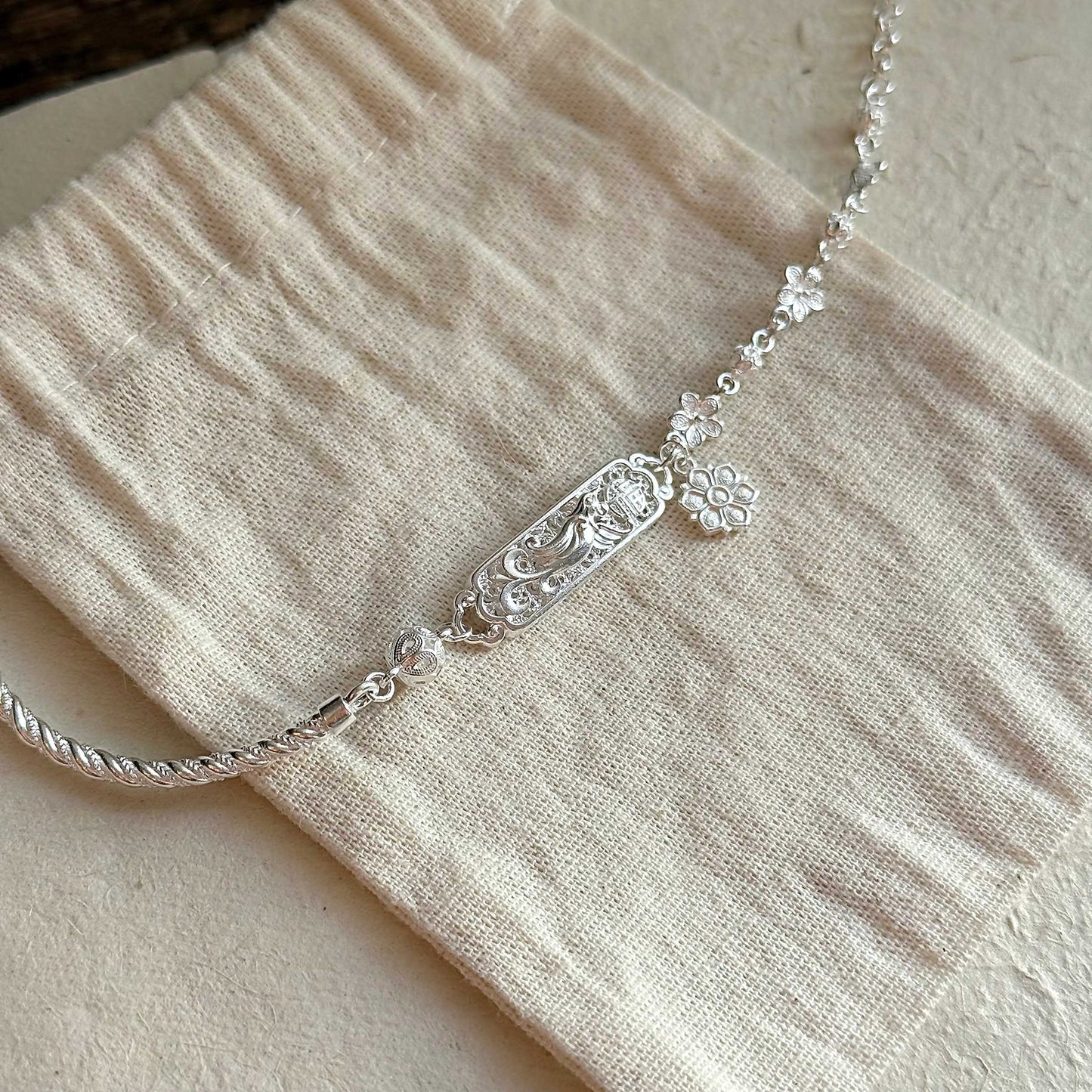 1pc 999 Sterling Silver Hollow Phoenix & Flower Bracelet, Retro Chinese Style, Perfect For Daily Wear & Valentine's Gifts