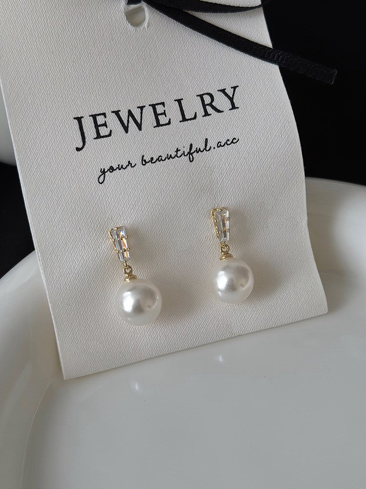 Premium Light Luxury Floral Pearl Earrings Vintage French Forest Style Women Gift